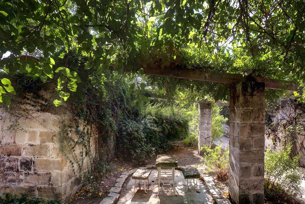 Tenuta Sant'Andrea Giuggianello Bagian luar foto