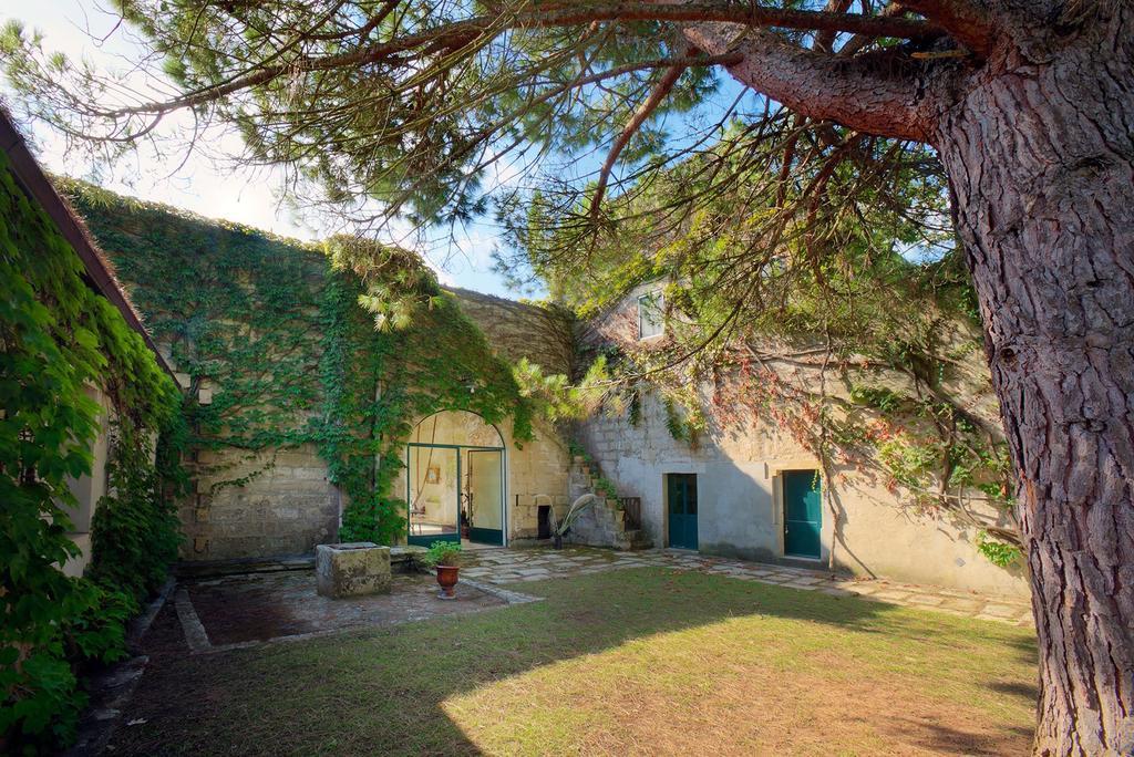 Tenuta Sant'Andrea Giuggianello Bagian luar foto