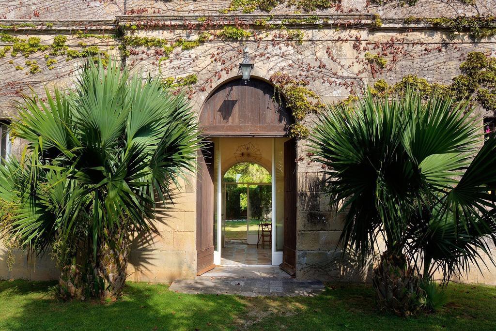 Tenuta Sant'Andrea Giuggianello Bagian luar foto