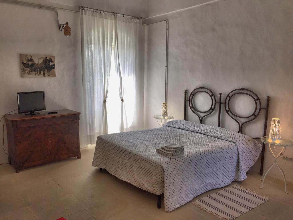 Tenuta Sant'Andrea Giuggianello Bagian luar foto
